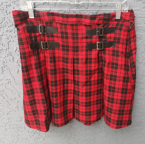 Hot Topic plaid skirt - Picture 1 of 3